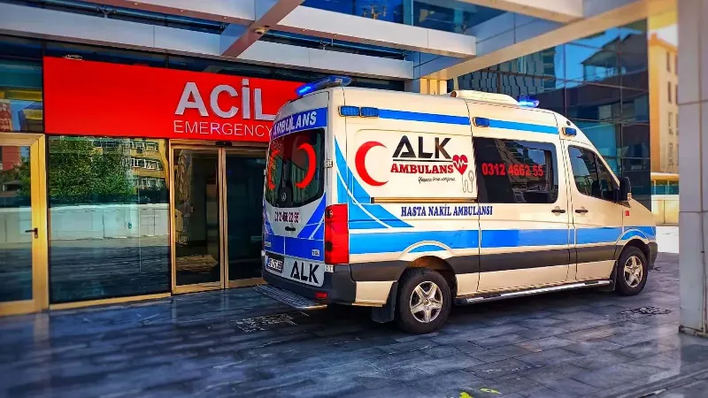 Ambulanslar Çalışmayacak, 6 Bin Sağlık Personeli İşsiz Kalacak