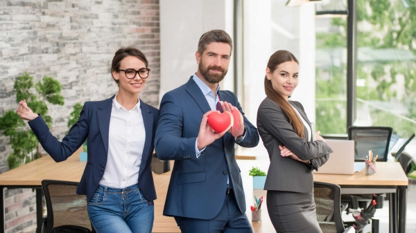 Sürdürülebilir Karlılık için Müşteri Sadakati Neden Önemli ve Nasıl İnşa Edilir?