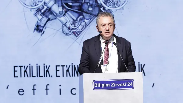 Bilişim Zirvesi’24, Yapay Zeka ve İnsanı Merkeze Alarak Zekaların Ortaklığı İçin Sektörü Bir Araya Getirdi