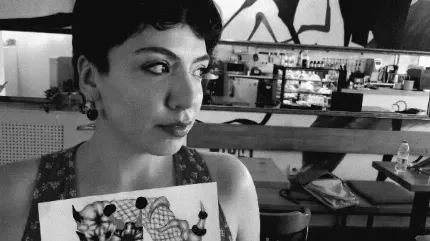 Genç Sanatçı Gamze Naz Aydın: Çizginin kendi ritmini bulmasına izin veriyorum